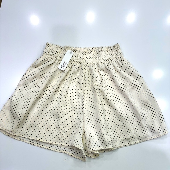 glam Pants - Glam High Rise Polka Dot Flowy Short